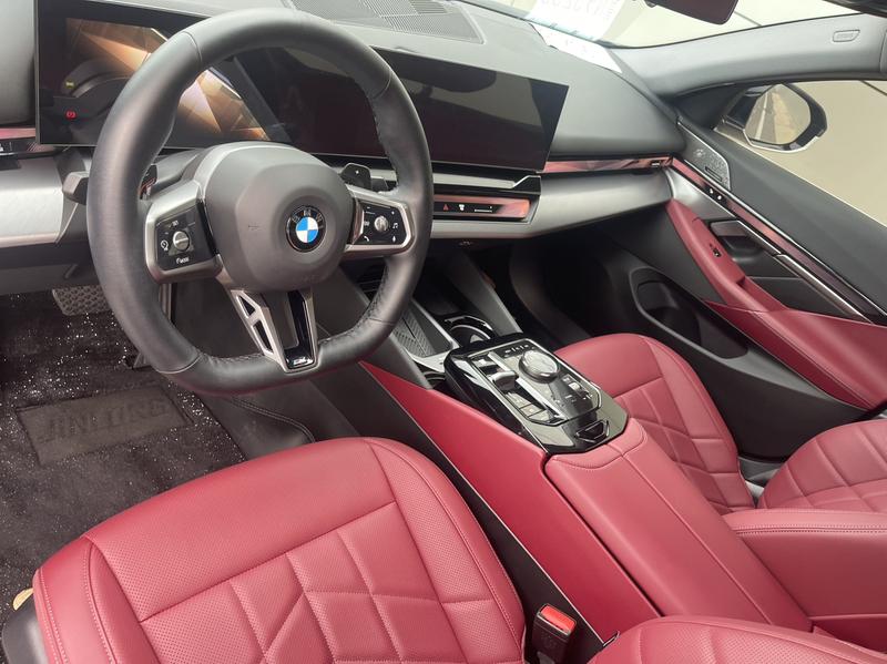 BMW 5 Series, 2024 — фото 8 из 12