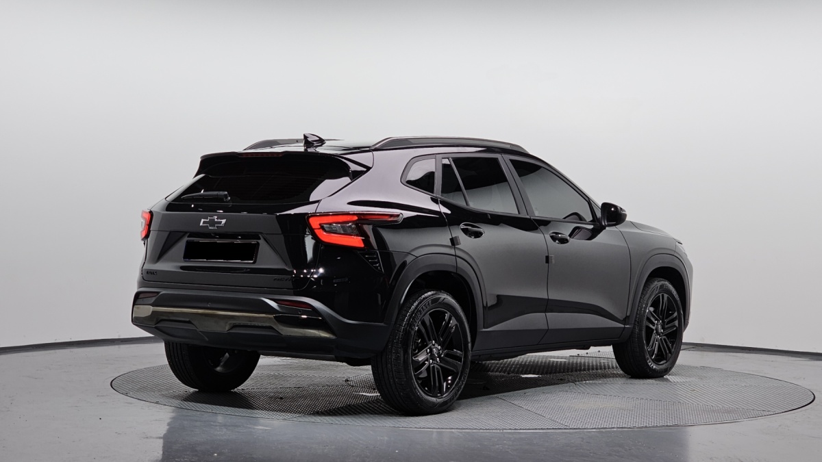 Chevrolet Trax, 2023 — фото 2 из 12