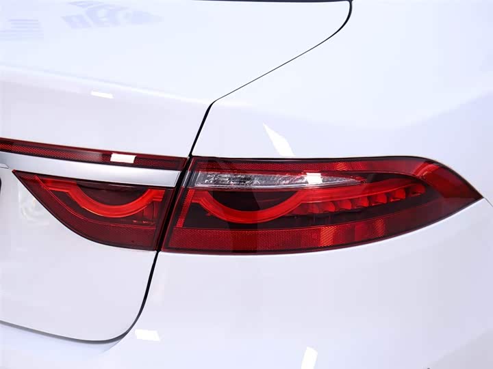 Jaguar XF L, 2024 — фото 9 из 9