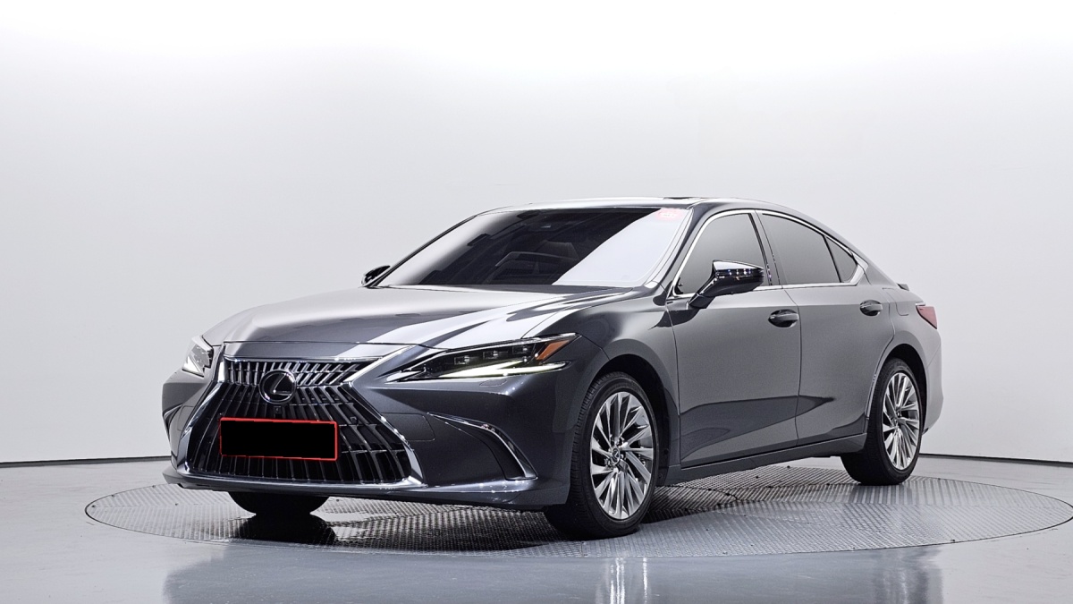 Lexus ES, 2022 — купить в Костроме под ключ