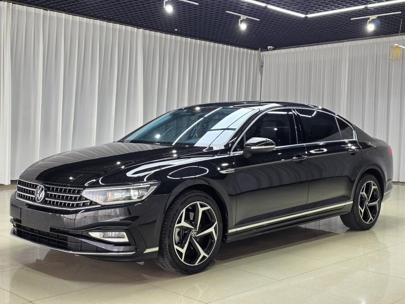 Volkswagen Magotan, 2023 — купить в Санкт-Петербурге под ключ