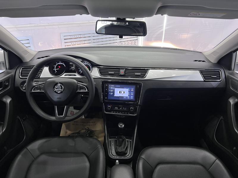 Skoda Rapid, 2022 — фото 8 из 12