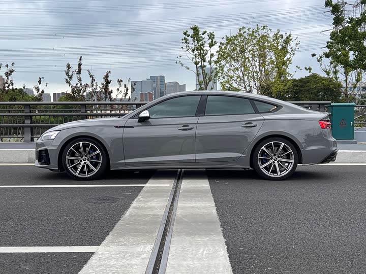 Audi S5, 2023 — фото 2 из 9