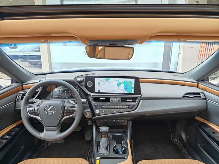 Lexus ES, 2024 — фото 9 из 9