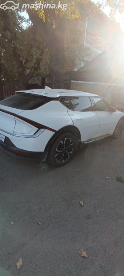 Kia EV6, 2022 — фото 3 из 4