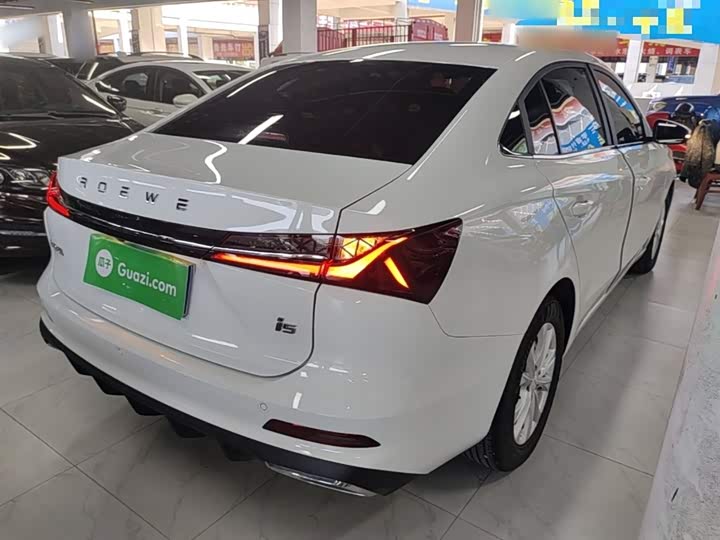 Roewe i5, 2025 — фото 7 из 9