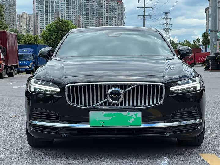 Volvo S90 Hybrid, 2022 — фото 2 из 9