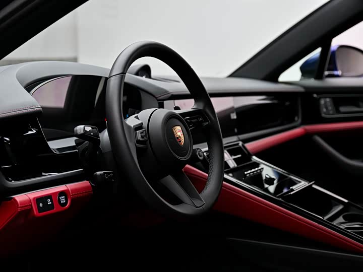 Porsche Panamera, 2025 — фото 7 из 9
