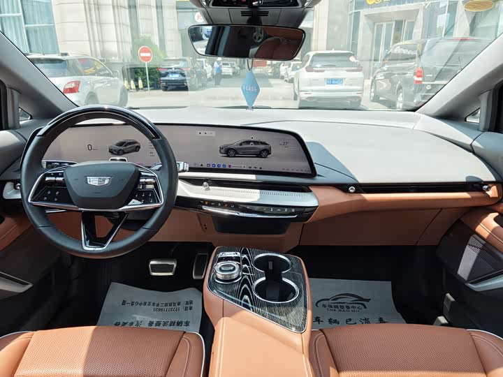 Cadillac Optiq, 2024 — фото 8 из 9