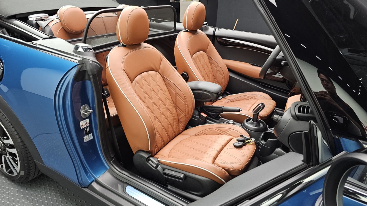 Mini Cooper Convertible, 2024 — фото 10 из 12