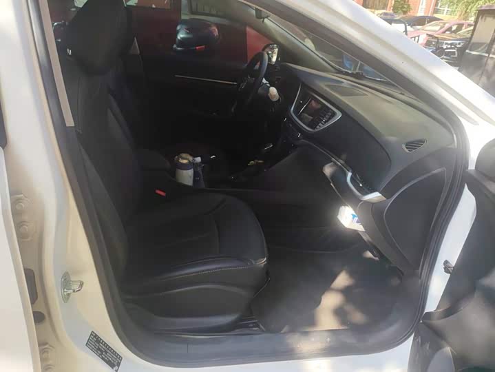 Buick Excelle GT, 2022 — фото 8 из 9