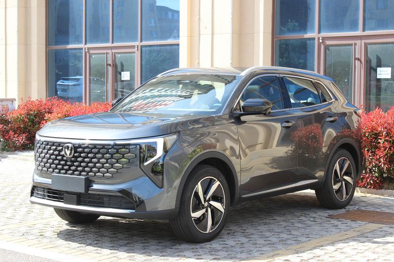Changan CS55 Plus Hybrid, 2026 — купить в Саратове под ключ