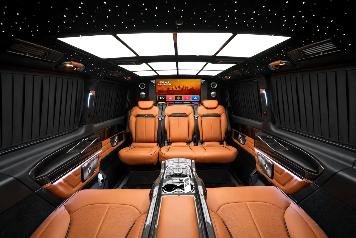Mercedes-Benz V-Class, 2026 — фото 2 из 10