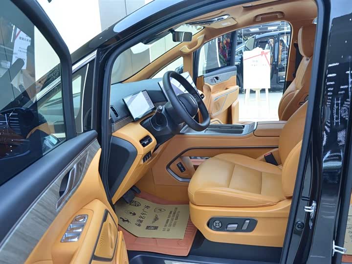 Wey 80 Hybrid, 2025 — фото 4 из 9