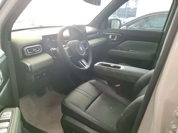 Baojun Yep Plus, 2025 — фото 7 из 9