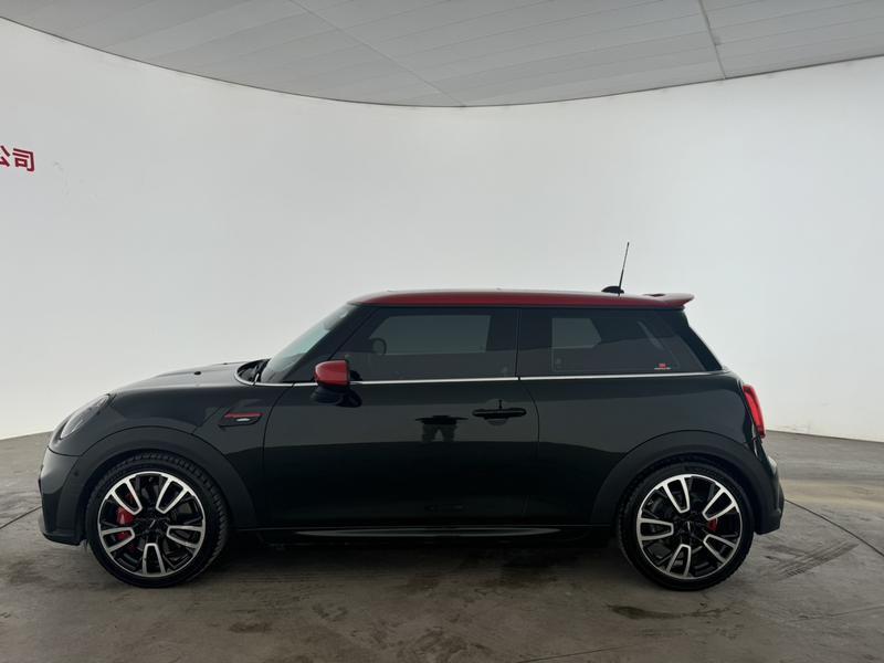Mini Mini JCW, 2022 — фото 3 из 8