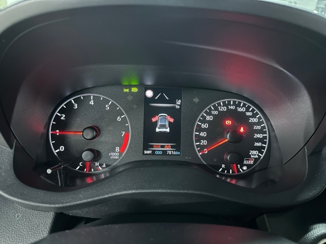 Toyota Yaris, 2021 — фото 6 из 12