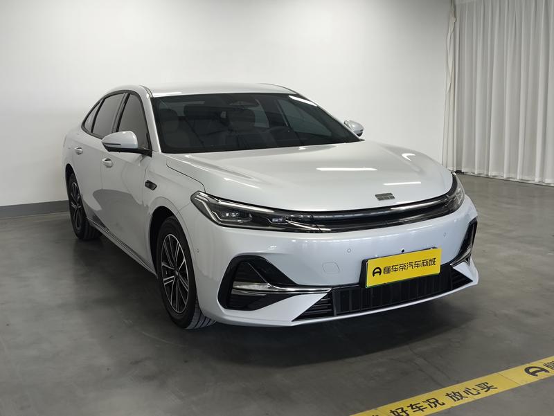 Geely Galaxy A7, 2025 — фото 3 из 12