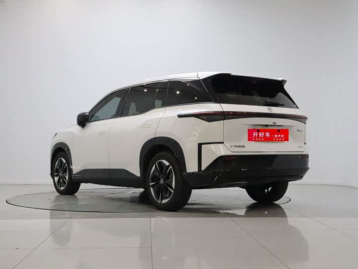 Toyota bZ3X, 2025 — фото 4 из 9