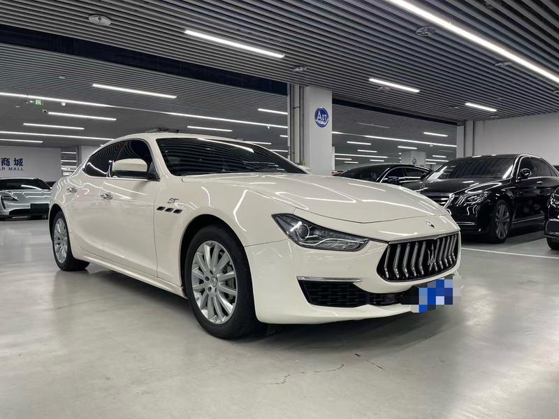 Maserati Ghibli, 2021 — фото 3 из 12