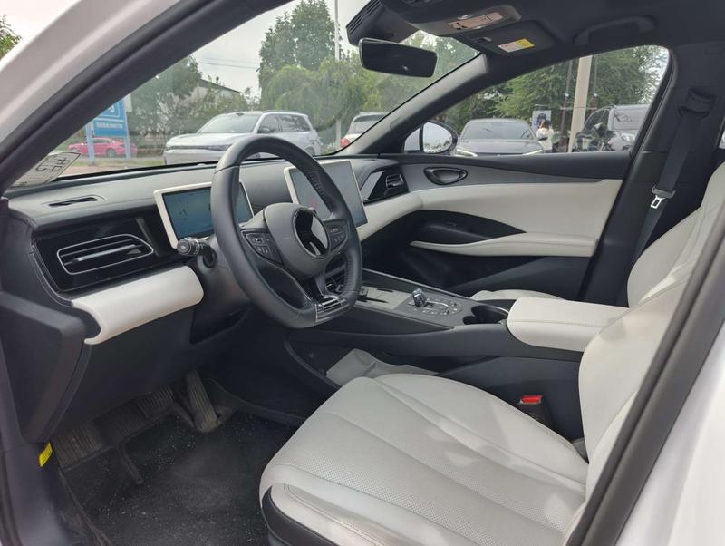 BYD Seal 06 Hybrid/EV, 2024 — фото 8 из 10
