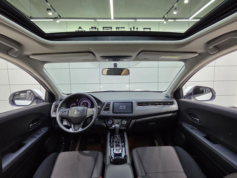Honda Vezel, 2022 — фото 10 из 12