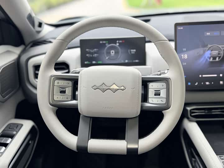 BYD FangChengBao Titanium 3 (Tai 3), 2026 — фото 9 из 9