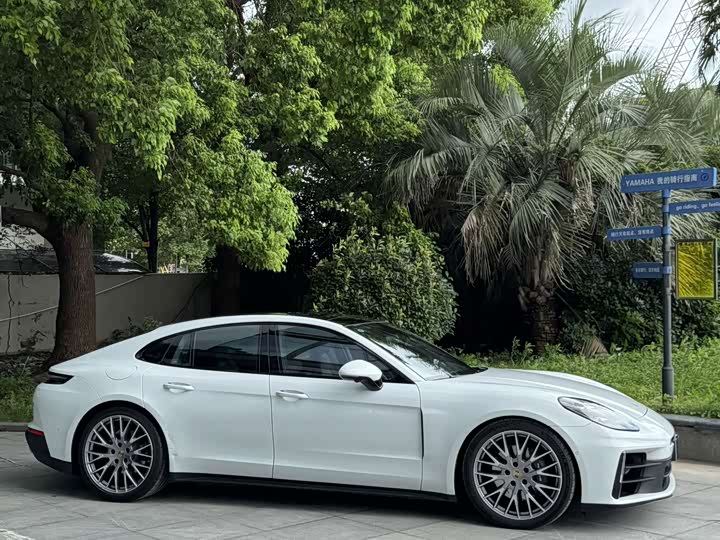 Porsche Panamera, 2025 — фото 2 из 9