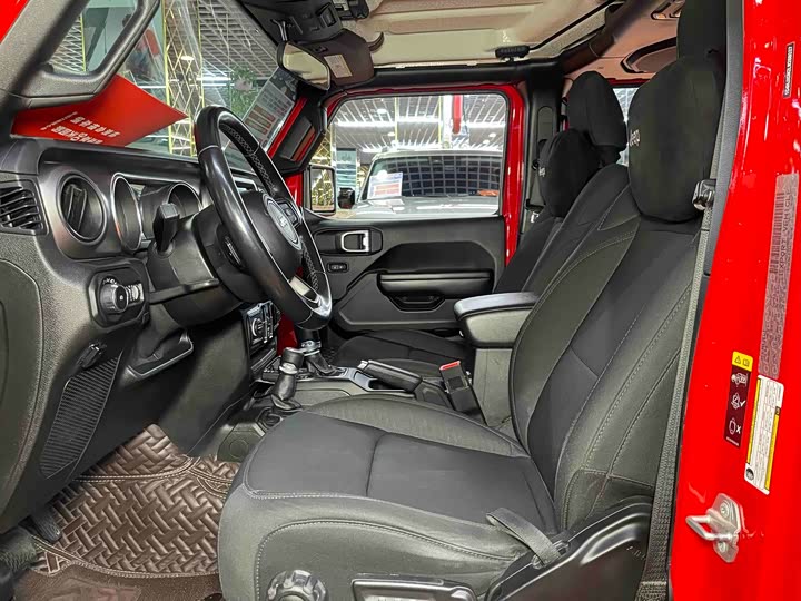 Jeep Wrangler, 2021 — фото 6 из 9