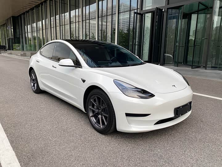 Tesla Model 3, 2023 — фото 2 из 9
