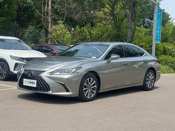 Lexus ES, 2022 — купить в Твери под ключ