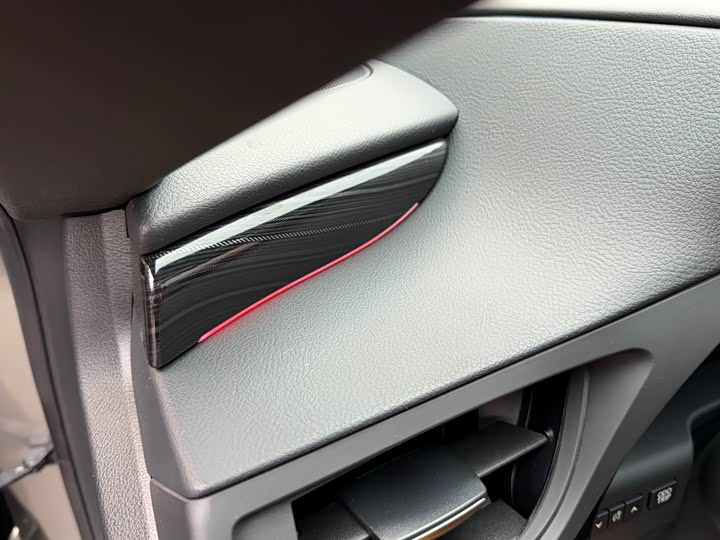 Lexus ES, 2022 — фото 11 из 12