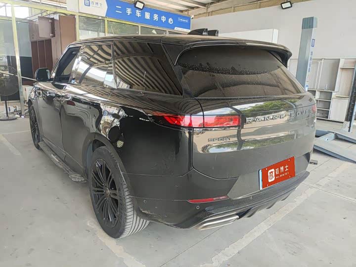 Land Rover Range Rover Sport, 2023 — фото 6 из 9