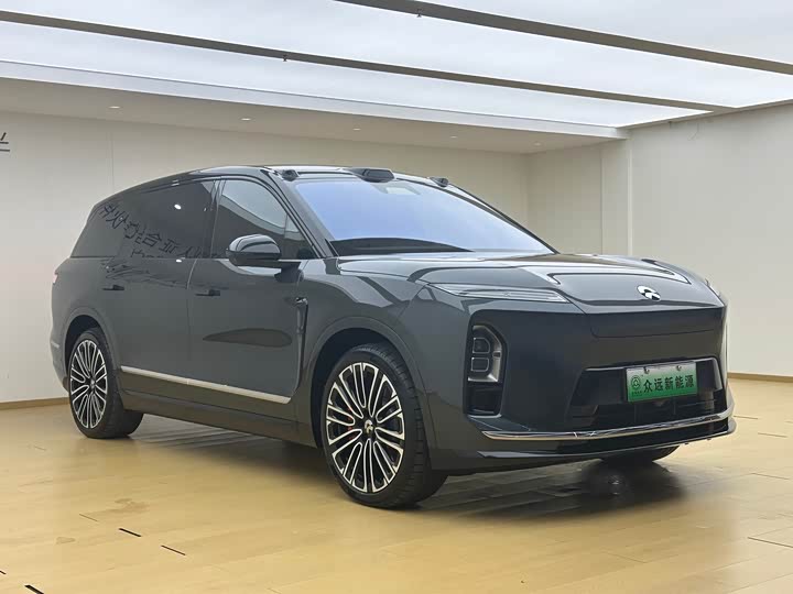 Nio ES8, 2025 — фото 3 из 9