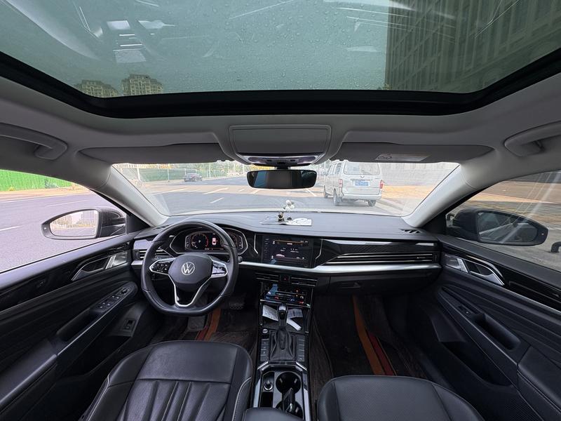 Volkswagen Passat, 2023 — фото 7 из 10