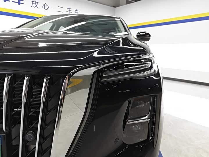Hongqi H5 Hybrid, 2026 — фото 5 из 9