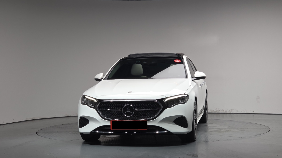 Mercedes-Benz E-Class, 2024 — фото 3 из 12