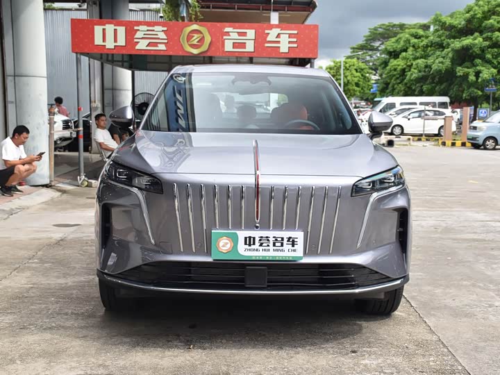 Hongqi HS6 Hybrid, 2025 — фото 2 из 9