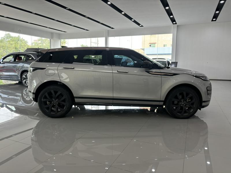 Land Rover Range Rover Evoque L, 2023 — фото 8 из 12