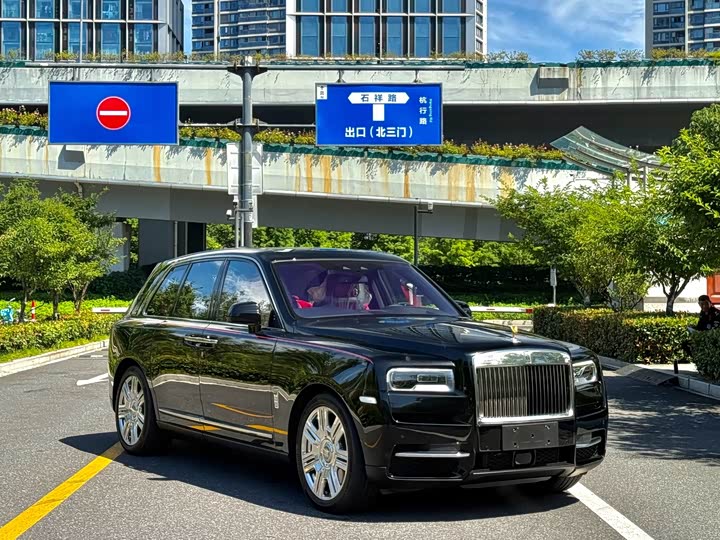 Rolls-Royce Cullinan, 2024 — фото 2 из 9
