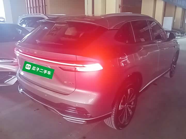 Roewe RX5 Hybrid, 2022 — фото 7 из 9