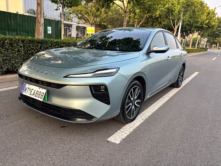 Roewe D6, 2025 — купить в Казани под ключ