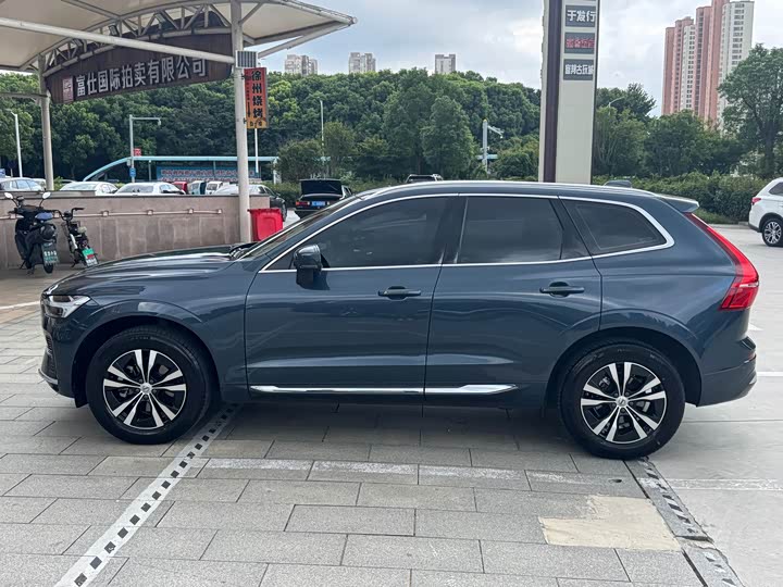 Volvo XC60, 2024 — фото 3 из 9