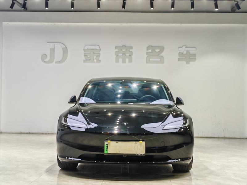Tesla Model 3, 2025 — фото 2 из 11