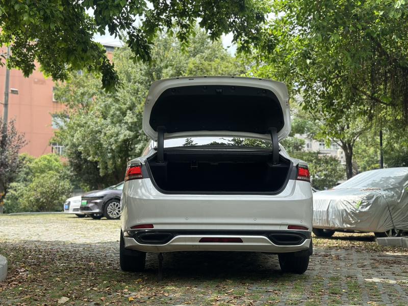 Geely Emgrand GT, 2021 — фото 4 из 12