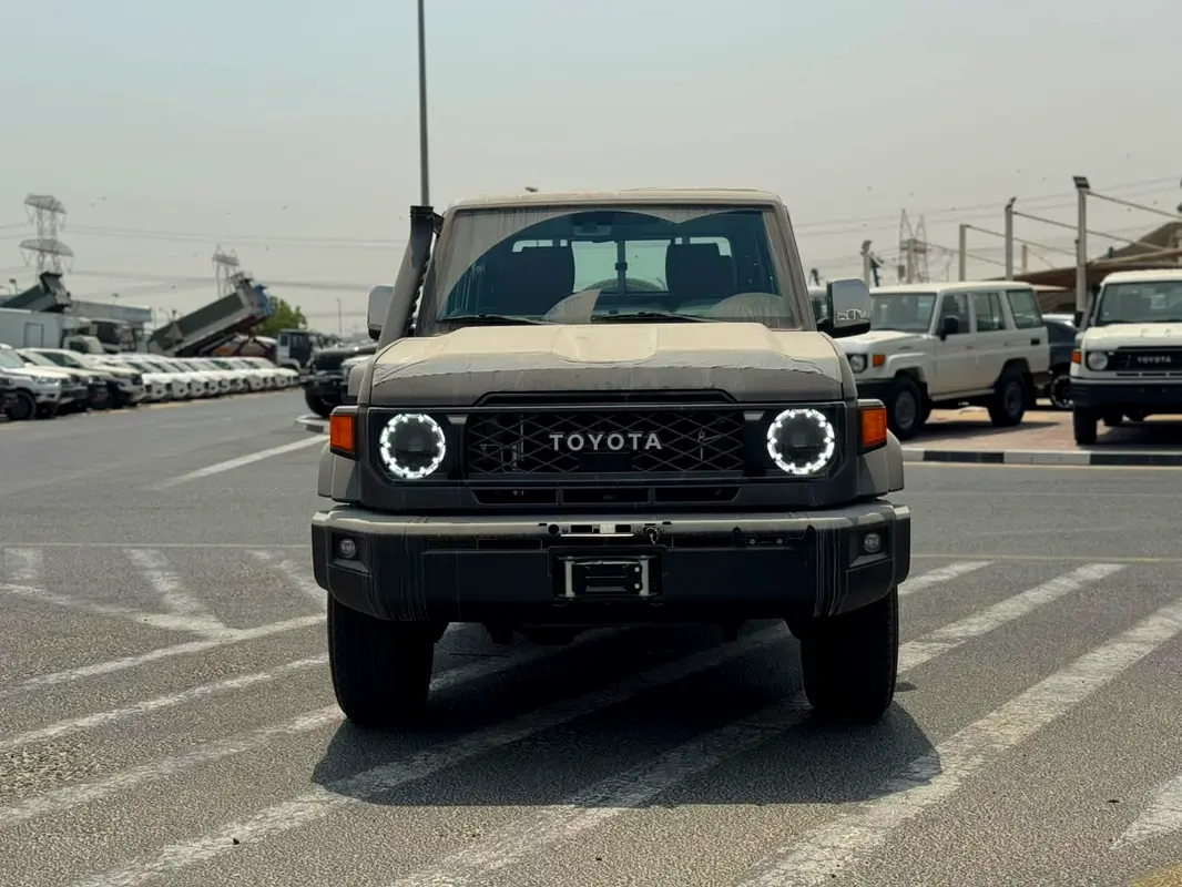 Toyota Land Cruiser 70 Series, 2026 — фото 2 из 10