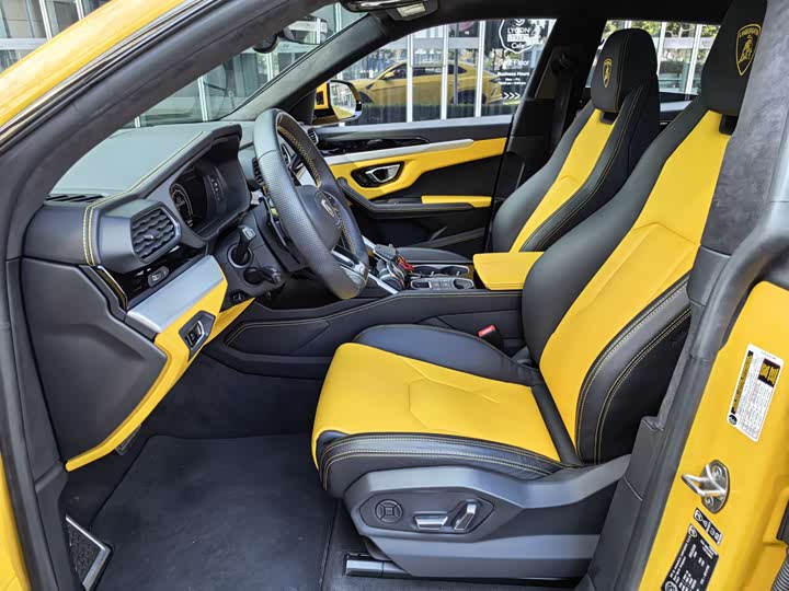 Lamborghini Urus, 2022 — фото 9 из 9