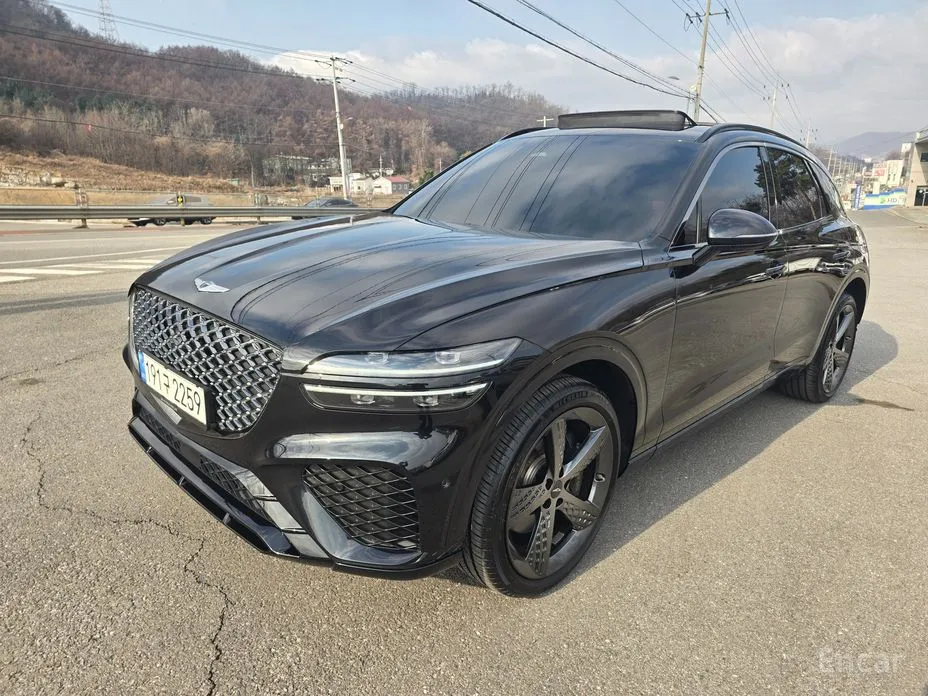Genesis GV70, 2022 — фото 2 из 12