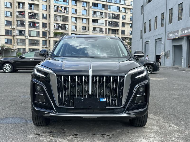 Hongqi HS3 Hybrid, 2026 — фото 2 из 10