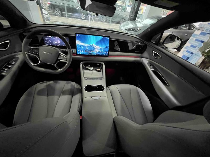 BYD Sea Lion 06 Hybrid/EV, 2026 — фото 7 из 11